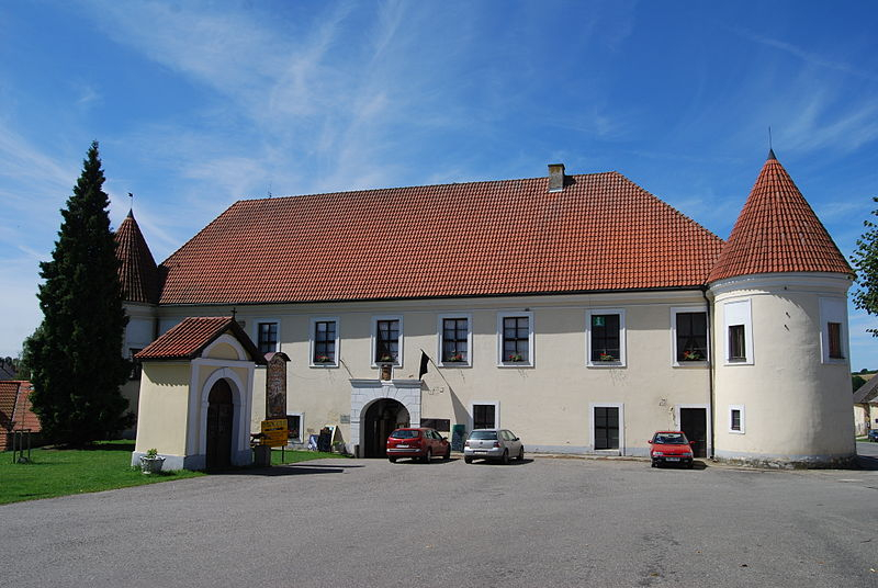 zámek Louňovice pod Blaníkem
